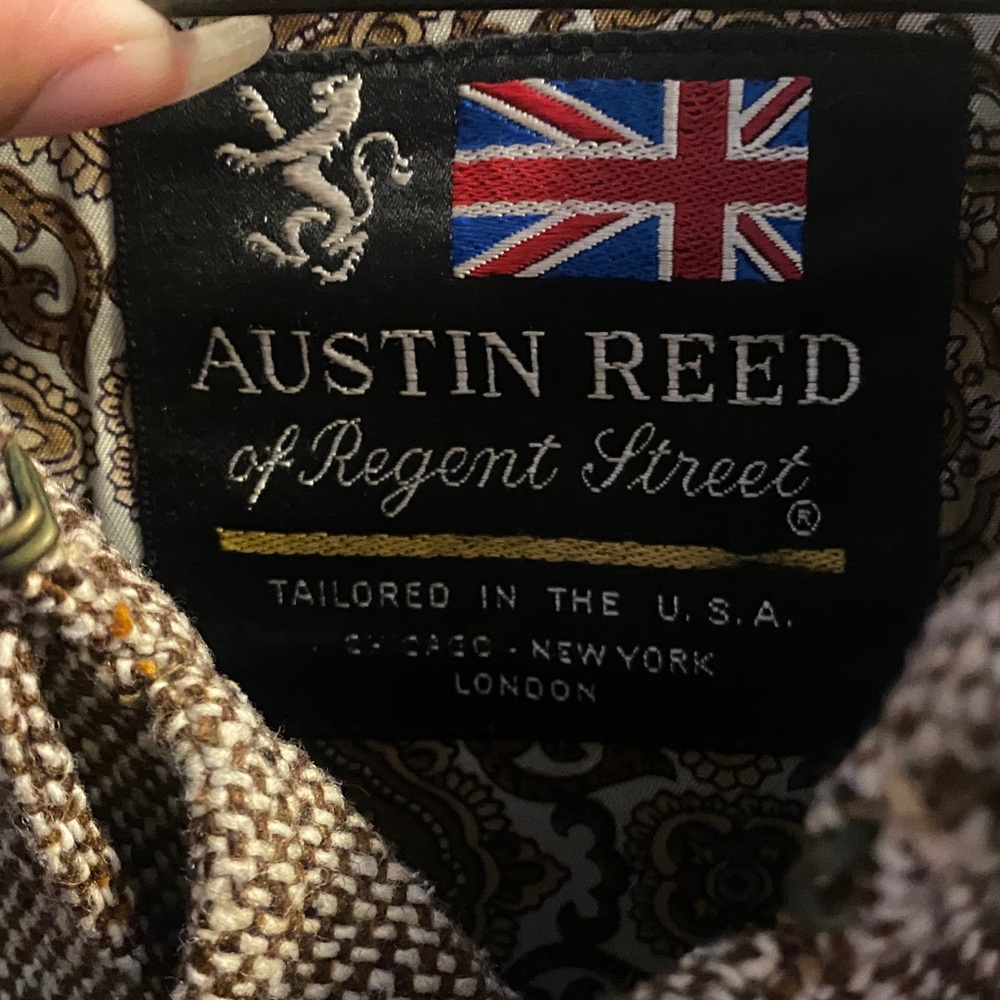 Austin Reed Trench Coat - Picture 2 of 9